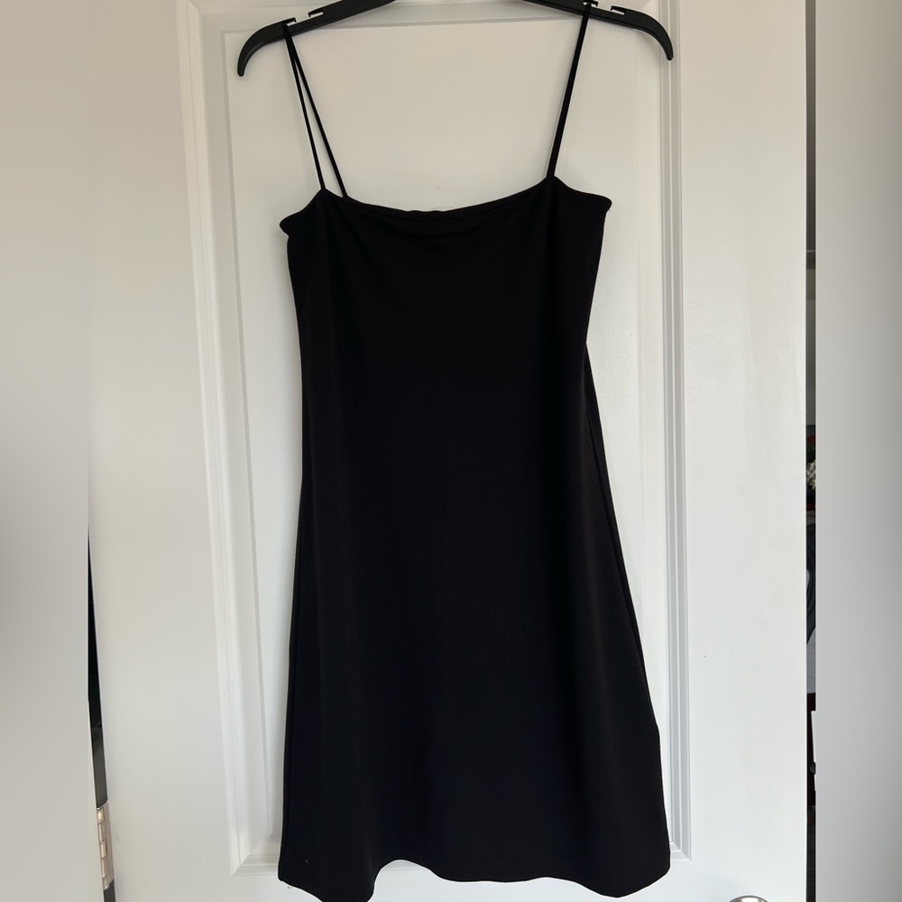 H&M Elegant Black Spaghetti Strap Mini Dress (Size small)